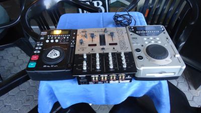 mixer per dj con 2 cdj usati pochissimo
