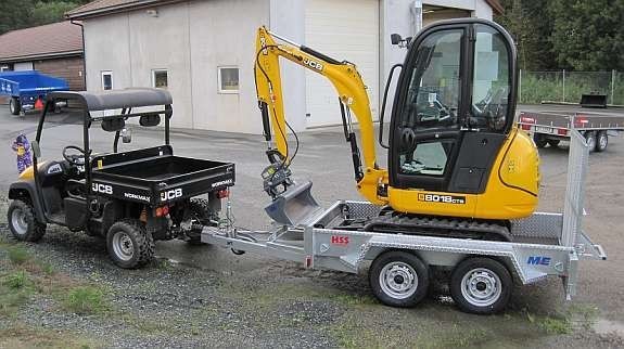 Mini escavatore JCB 8018 m/rimorchio