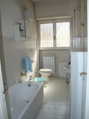 320000-ROMA MONTAGNOLA 87Mq- 5 VANI