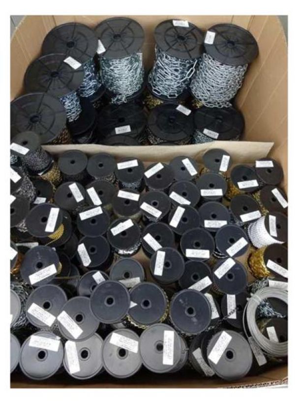 Stock ferramenta mista e articoli vari per il bricolage 65 bancali