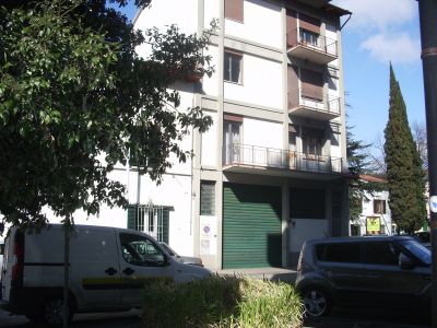 5vani arredato 3�piano e ultimo piano no ascensore