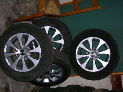 4 cerchi in lega 4 fori marca MIM con gomme 185-65R14