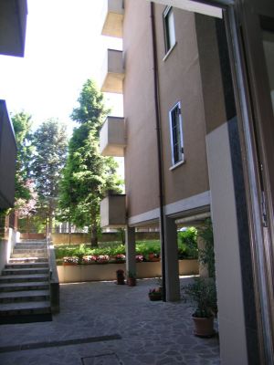 BELLUSCO 