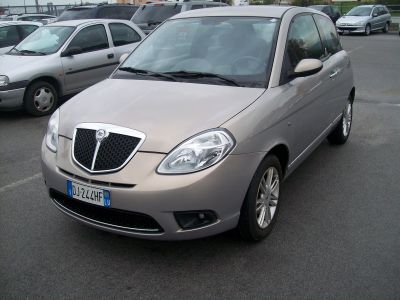 lancia ypsilon diesel