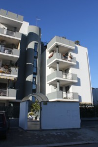 Rifinito attico pentavani vista mare a Palese 
