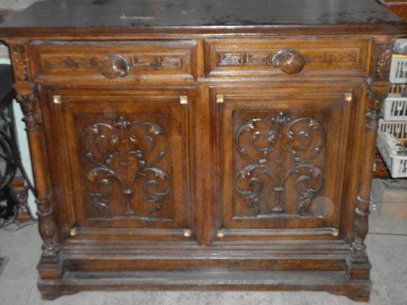 Credenza rinascimento
