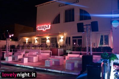 Gioved� 26 Maggio Neo VOGA Napoli, Serate, Disco - Lista LOVELY - Info 338.8174426