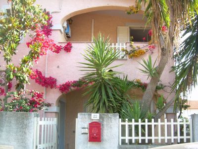 CASA INDIPENDENTE CON GIARDINO