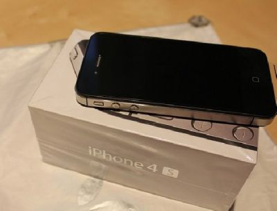 IPhone 4s Apple 32gb - 150� prezzo all'ingrosso e nuovo di zecca