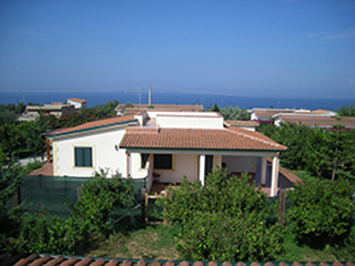 LA VILLA TRA  I LIMONI in SICILIA