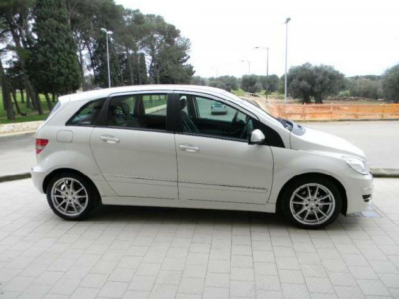 Mercedes-Benz B 150 TDI 5p Diesel 3500�