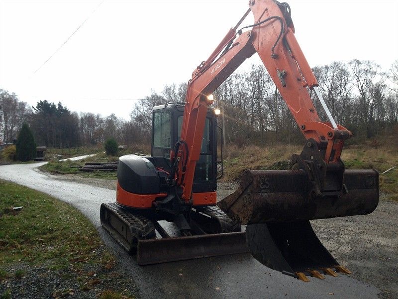 Hitachi ZX50U-2 CLR 2007 3500�