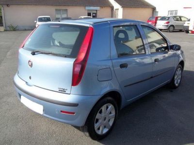 � Fiat Punto II (2) 5d 1.3 Multijet II culto 