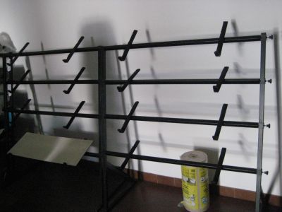 ARREDAMENTO X UFFICI  E  NEGOZI VARI