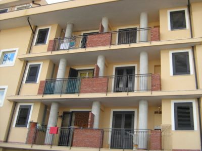 Affittasi Bivani panoramico con terrazzo e posto auto