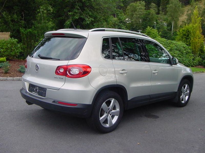 Vendo mio volkswagen Tiguan Sport &Style 2,0TDI 2009  prezzo: 2000�