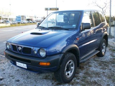 Nissan terrano II 2,7 autocarro