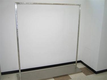 espositori x appeso in acciao con base in acciaio...