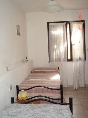AL MARE IN OGLIASTRA � APPARTAMENTO VISTA MARE 4/5 LETTI CON PARCHEGGIO, BARBECUE E GIARDINO