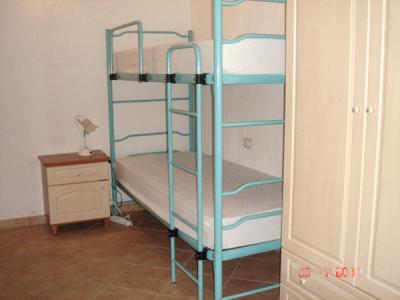 VILLETTA CON PISCINA A 300 METRI DAL MARE DA 6 POSTI LETTO 