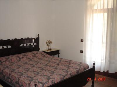 VILLETTA INDIPENTE � 2 MATRIMONIALI, 1 DOPPIA, AMPIA TERRAZZA