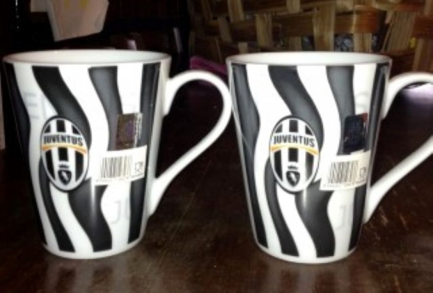 2Tazze ufficiali JUVENTUS,ceramica,manico,nuove	