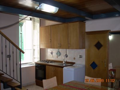 Fittasi monolocale a Napoli