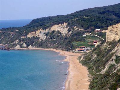 Appartamenti e case nell' isola di Corfu'-Grecia