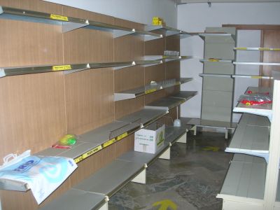 Scaffalature metalliche per negozi di alimentari 