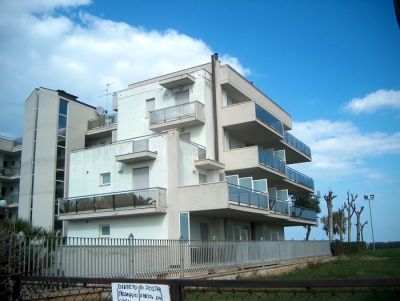 NUOVO APPARTAMENTO FRONTE MARE E ACCESSO DIRETTO ALLA SPIAGGIA A SAN BENEDETTO DEL TRONTO 