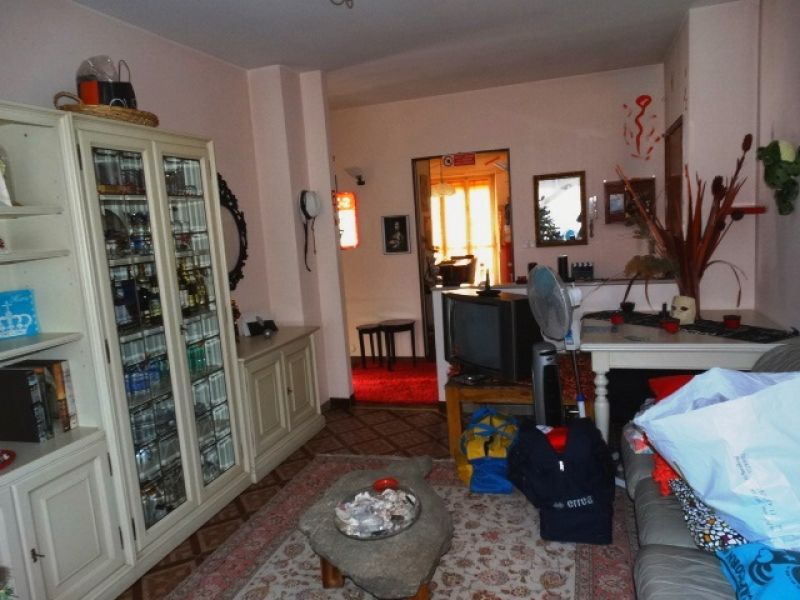 Vendiamo appartamento trilocale a Montanaro (Torino)
