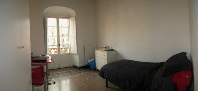 Privato affittasi stanze Genova Centro
