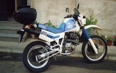 Suzuki DR 600 Dakar