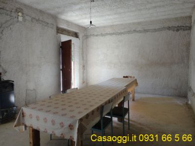 Piano Terra villa Mq 220 Villaggio Helios villa 5 vani e servizi doppi da ultimare