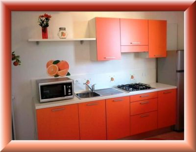 Periodi brevi spese incluse monolocale completamente accessoriato