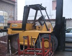 Vendesi carrelli elevatore Cat