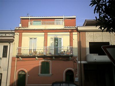 APPARTAMENTO MANSARDATO VICINO CENTRO TERMALE