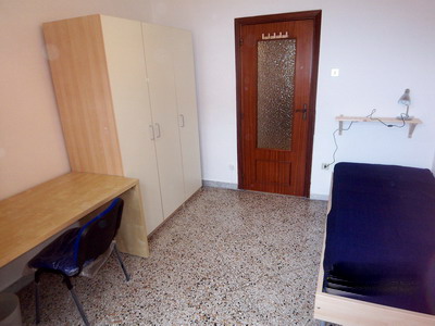 DUE STANZE SINGOLE AL VOMERO PER STUDENTESSE O SPECIALIZZANDE