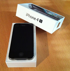 Apple iPhone 4S 64GB/32GB/16GB