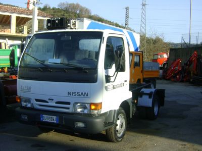 NISSAN V.I. 