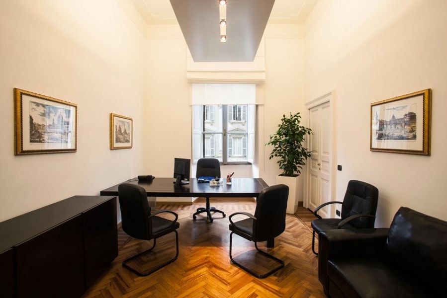 Roma centro, Termini ad. Barberini, Roma centro Affittiamo Uffici ad ore a tempo