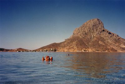 KALYMNOS EGEO GRECIA MONOLOCALI BILOCALI AFITTASI GESTIONE ITALIANA