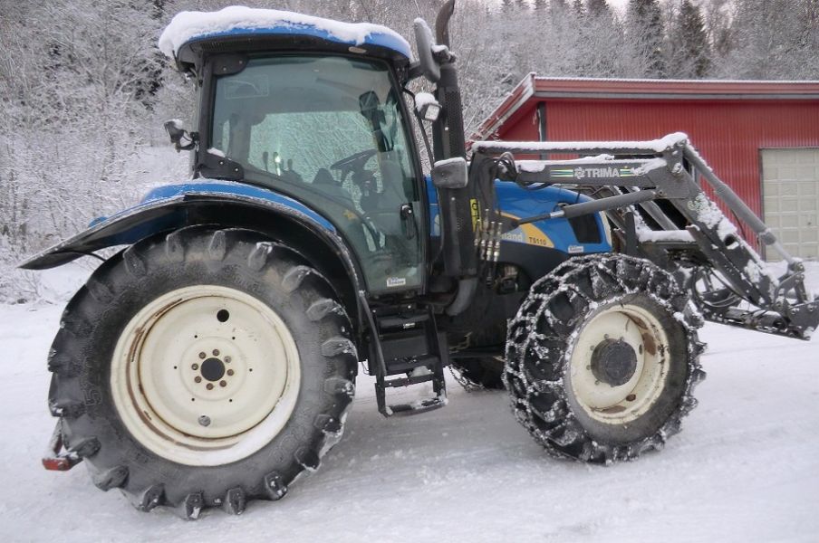 New Holland TS 110 A 2004 3500�
