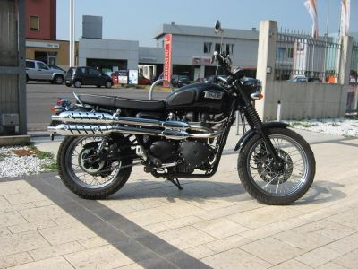 TRIUMPH SCRAMBLER 900