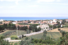 Toscana : San Vincenzo (LI) - villetta a schiera