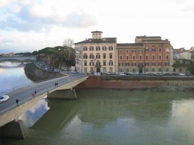Stupendo appartamento a Pisa  con tre affacci di mq 220