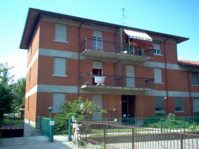 Trilocale    di  circa  85  mq. 