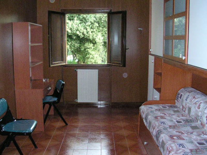 Singola in villa ROMA SUD castelli 350 �