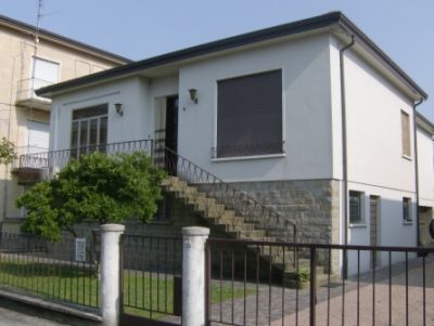 Casa singola da ristrutturare