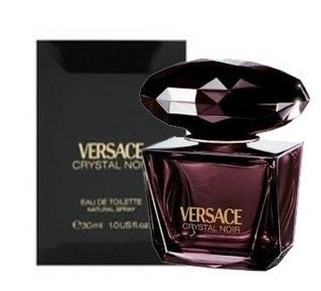 Vendiamo vestiti:chanel ck DKNY LACOSTE VERSACE 20euros